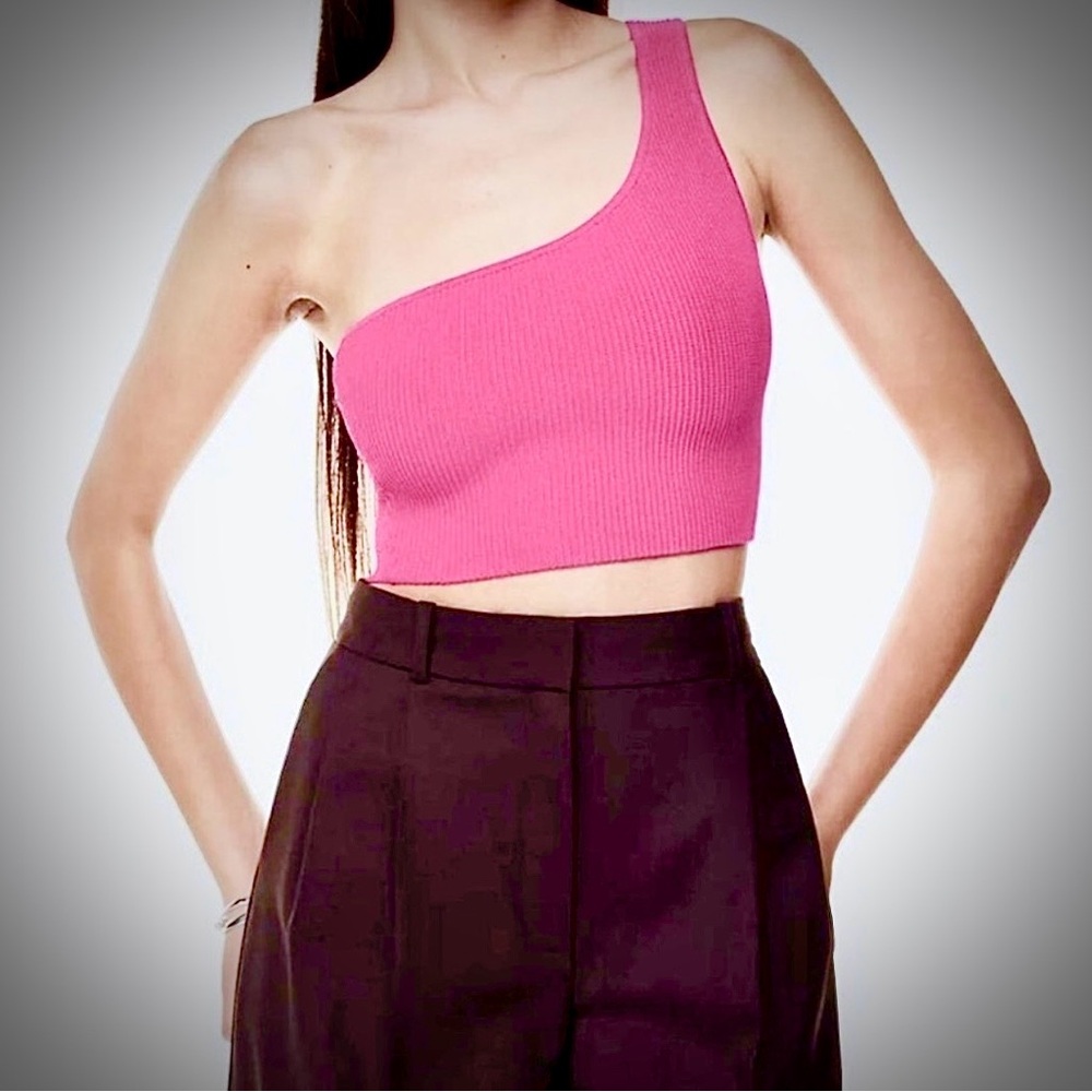 Babaton sculp knit one strap crop tank size XXS